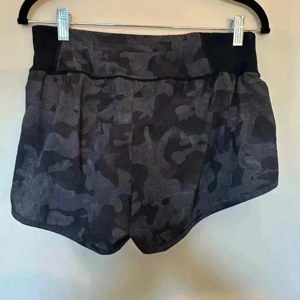 ZELLA Streamline Camo Print Shorts in Size Medium